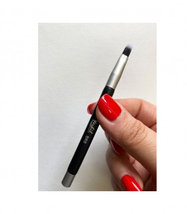 براش آرایش لب یاشیل مدل BR83