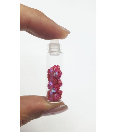 نگین ناخن طرح گل سرخابی نزدیک