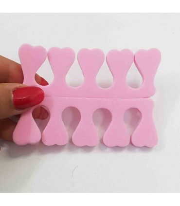 پد جداکننده انگشتان پا رنگ صورتی با دست