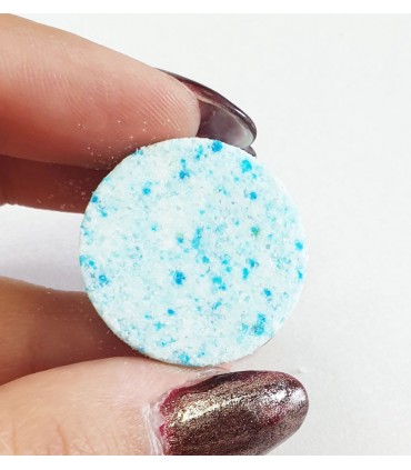 قرص مانیکورآبی با دست