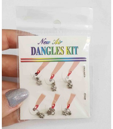 آویز ناخن طرح گل با دست