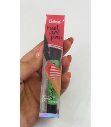 ماژیک طراحی ناخن سبز با دست