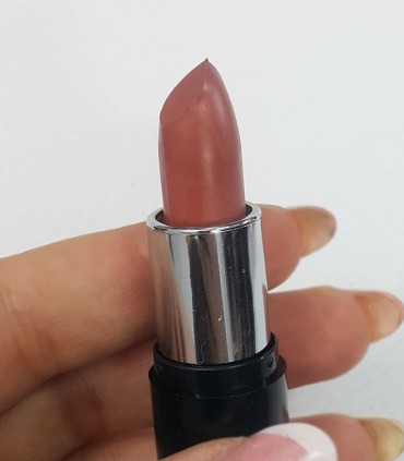 رژلب جامد free love شماره 25 رنگ