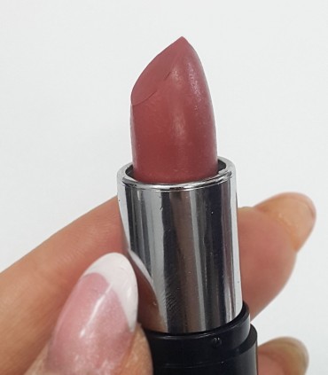 رژلب جامد free love شماره 26 رنگ