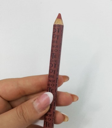 رژ لب مدادی مات نوت شماره 7دست