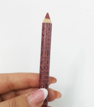 رژ لب مدادی مات نوت شماره 8دست